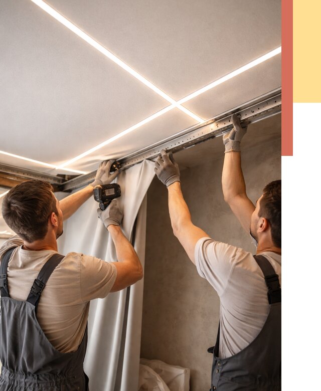 Монтаж натяжного потолка со световыми линиями в Добрянке от 1212 руб. | ОТДЕЛОЧНИК-Дбр