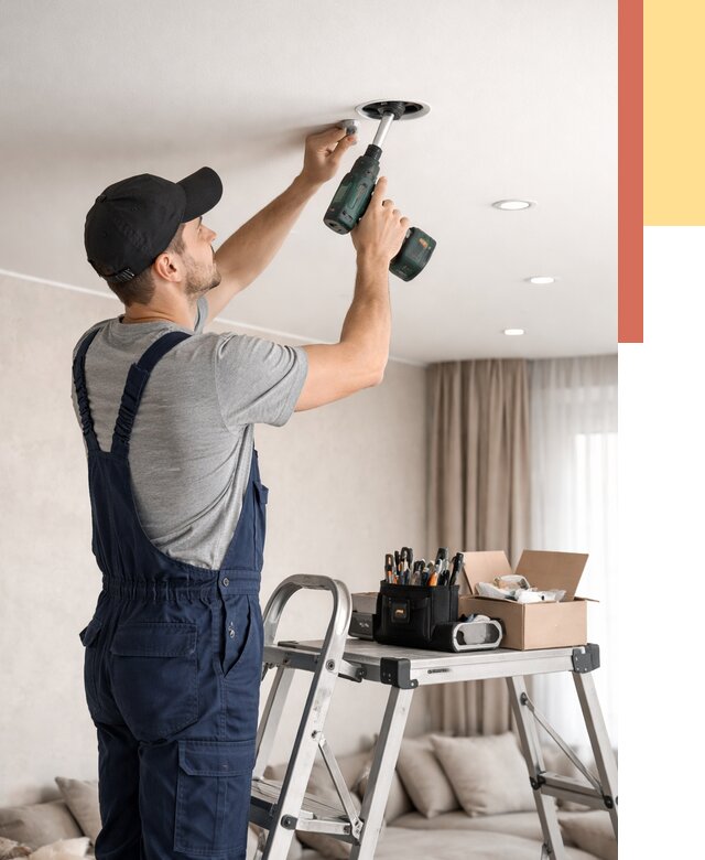 Установка и монтаж точечных светильников в натяжной потолок в Добрянке от 1818 руб. | ОТДЕЛОЧНИК-Дбр